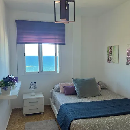 En Primera Linea De La Playa A 15 Minutos De La Ciudad De * Valencia